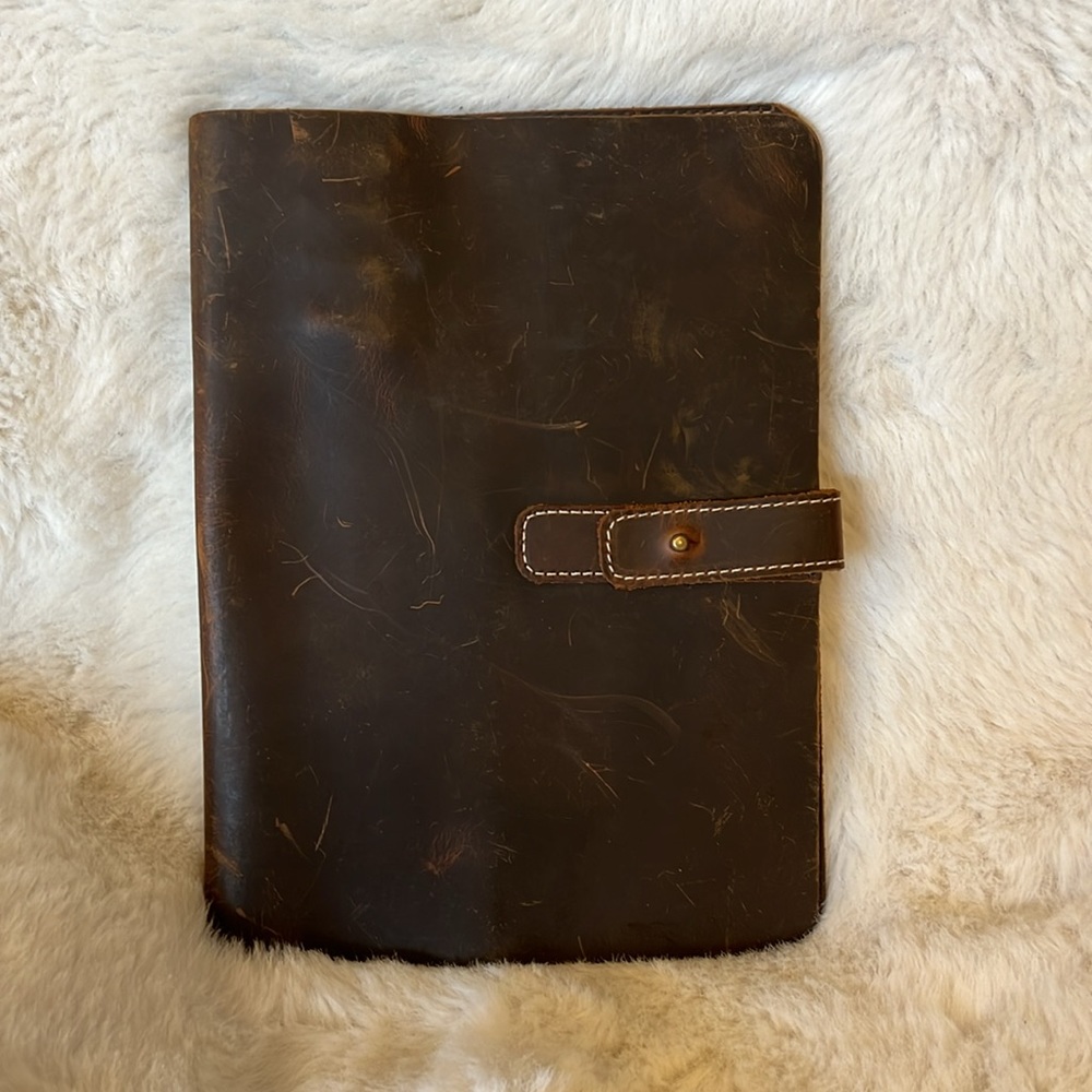 PREMIUM | Leather Clutch Portfolio